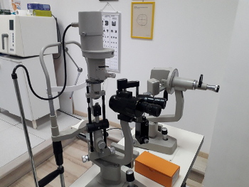 lab oculistico 350